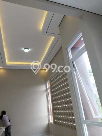 Kost Dijual Lokasi Depok, Sleman, Spesifikasi 12 Kamar Tidur dan Luas 285m2 Kost Dijual Lokasi Depok, Sleman, Spesifikasi 12 Kamar Tidur dan Luas 285m2
