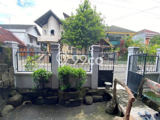 For Sale Rumah 5 Kamar Lokasi Strategis Nyaman dan Strategis di Banguntapan For Sale Rumah 5 Kamar Lokasi Strategis Nyaman dan Strategis di Banguntapan