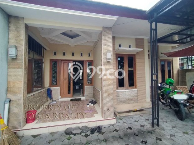 Dijual Rumah Strategis Bagus Punya 5 KT di Berbah Sleman SHM Dijual Rumah Strategis Bagus Punya 5 KT di Berbah Sleman SHM