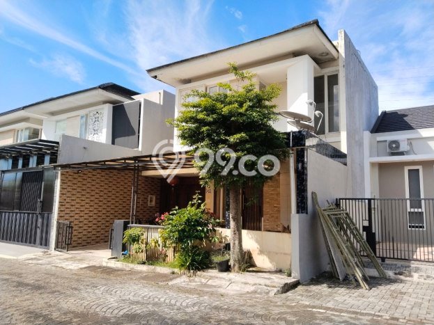 Dijual Cepat Rumah Favorit Siap Huni LB 190m2 di Mertoyudan, Magelang Dijual Cepat Rumah Favorit Siap Huni LB 190m2 di Mertoyudan, Magelang