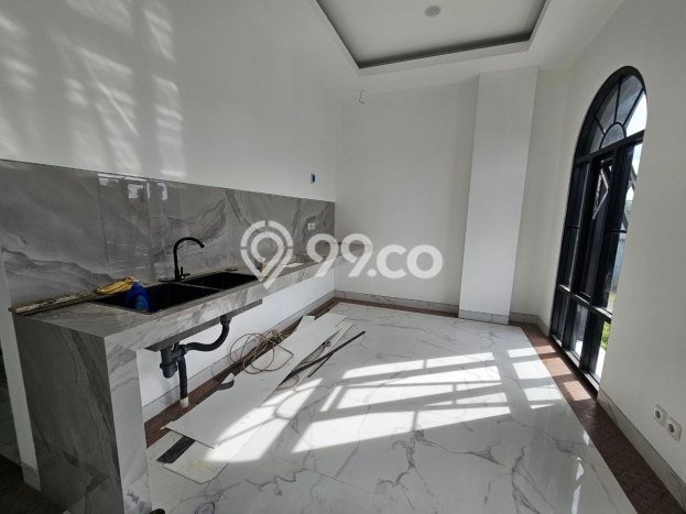 Dijual Kost di Kawasan Depok, Sleman, Spesifikasi 36 KT, 36 KM, 791m2 Dijual Kost di Kawasan Depok, Sleman, Spesifikasi 36 KT, 36 KM, 791m2