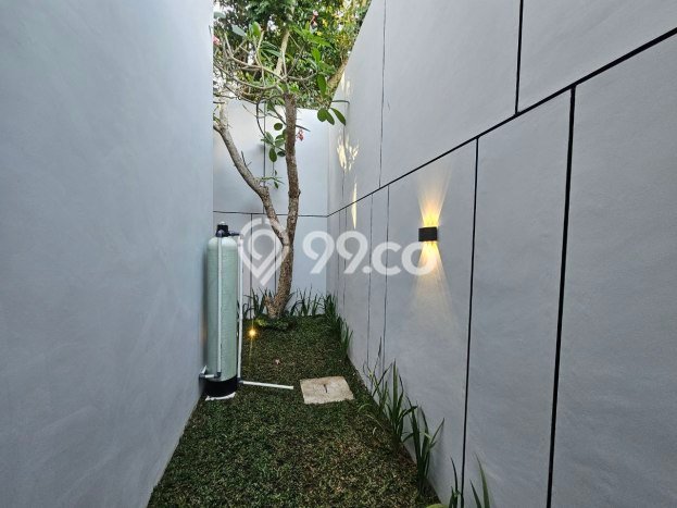 Rumah Modern Cantik 4 Kamar Siap Huni di Ngaglik Rumah Modern Cantik 4 Kamar Siap Huni di Ngaglik