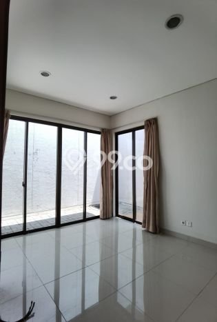 Hunian Mewah LB 130m2 Siap Pakai Desain Elegan di BSD City, Tangerang Hunian Mewah LB 130m2 Siap Pakai Desain Elegan di BSD City, Tangerang
