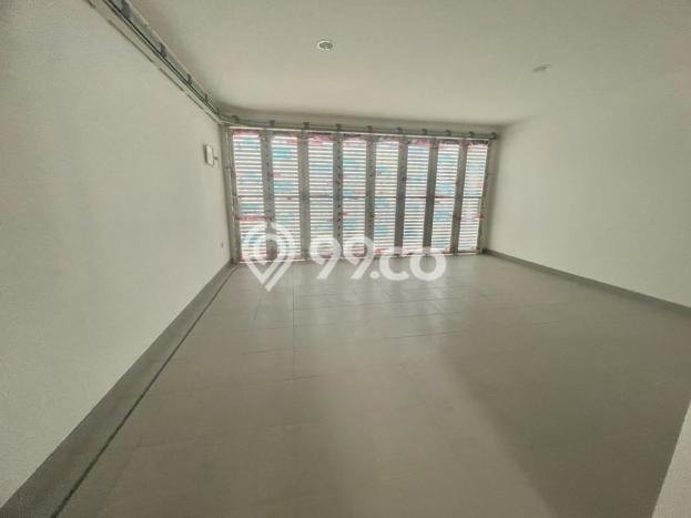 Jual Rumah Luas Elegan Dengan View Eksklusif di Pantai Indah Kapuk 2, Jakarta Utara Jual Rumah Luas Elegan Dengan View Eksklusif di Pantai Indah Kapuk 2, Jakarta Utara