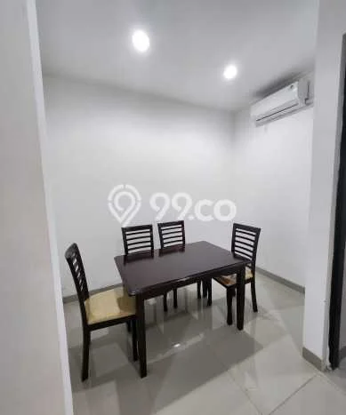 Disewakan! Rumah 2 Kamar Tidur &
2 Kamar Mandi di Pantai Indah Kapuk 2, Jakarta Utara Disewakan! Rumah 2 Kamar Tidur &
2 Kamar Mandi di Pantai Indah Kapuk 2, Jakarta Utara