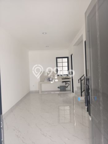 Rumah Disewakan Jakarta Utara LT 75m2 LB 124m2 Kawasan Pantai Indah Kapuk 2 Rumah Disewakan Jakarta Utara LT 75m2 LB 124m2 Kawasan Pantai Indah Kapuk 2