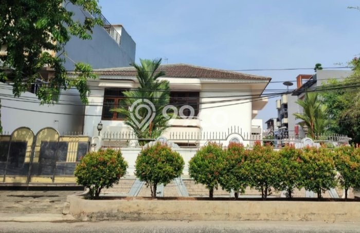 Dijual Hunian Mewah dengan Fasilitas Sekitar Lengkap di Kebon Jeruk, Jakarta Barat Dijual Hunian Mewah dengan Fasilitas Sekitar Lengkap di Kebon Jeruk, Jakarta Barat