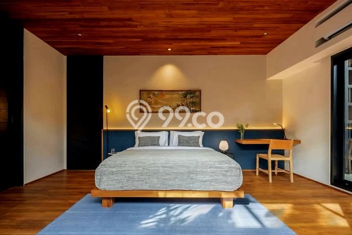 Vila Terawat Kawasan , Luas 471m2m², Lokasi Premium dengan akses mudah Vila Terawat Kawasan , Luas 471m2m², Lokasi Premium dengan akses mudah