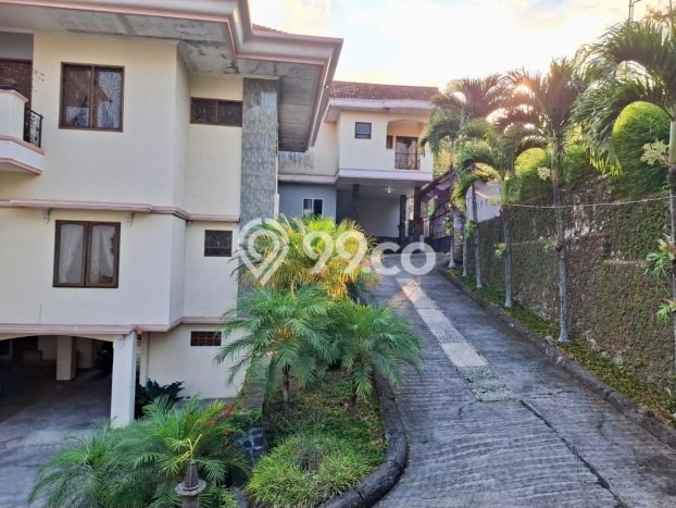 Hunian Terbaik! Vila di , Area 2180m2m², Kondisi Terbaik Hunian Terbaik! Vila di , Area 2180m2m², Kondisi Terbaik
