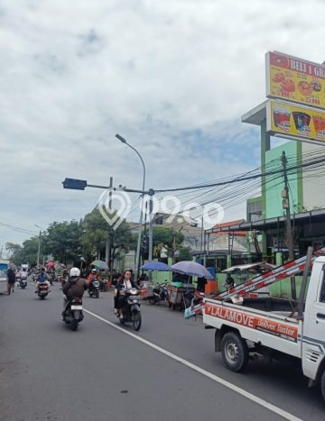 Disewakan Ruko di Pusat Kota Surabaya Ramai Strategis Disewakan Ruko di Pusat Kota Surabaya Ramai Strategis