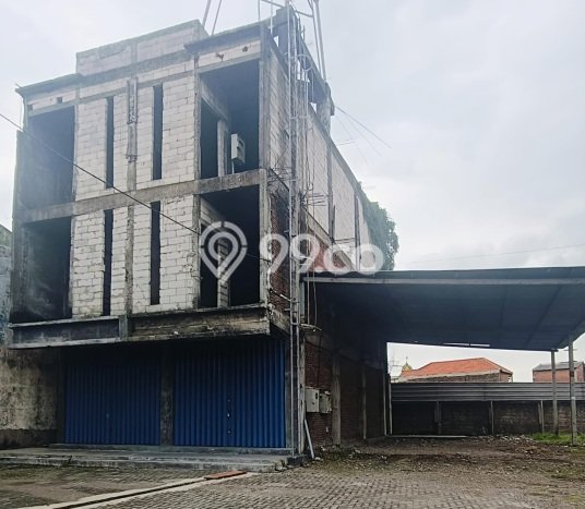 Gudang disewakan di Waru Sidoarjo dengan luas bangunan 600m2 Gudang disewakan di Waru Sidoarjo dengan luas bangunan 600m2