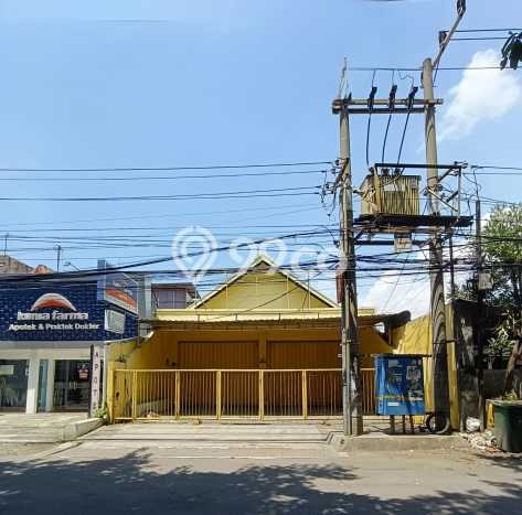Ruko untuk Disewa di Pusat Surabaya Luas Bangunan 185m2 Ruko untuk Disewa di Pusat Surabaya Luas Bangunan 185m2