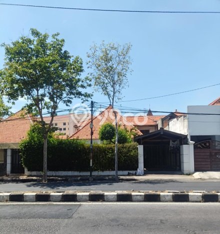 Ruko Dijual di Surabaya LT 450m2 & LB 466m2 Lokasi Terbaik! Ruko Dijual di Surabaya LT 450m2 & LB 466m2 Lokasi Terbaik!