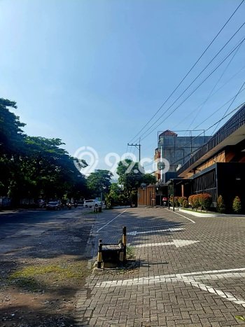 Unit Komersial Disewakan di Surabaya Area Strategis Harga Kompetitif Unit Komersial Disewakan di Surabaya Area Strategis Harga Kompetitif