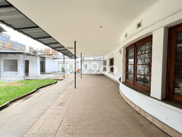 Rumah Berkualitas Cipaganti, Bandung, LT 1016m² Bangunan 650m² Rumah Berkualitas Cipaganti, Bandung, LT 1016m² Bangunan 650m²