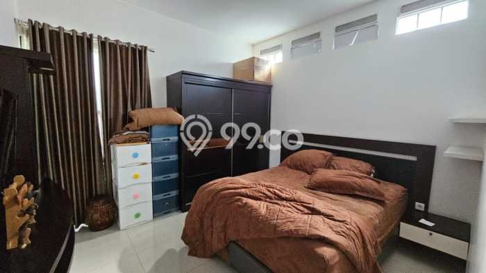 Rumah Minimalis 3 Kamar LT 131m2 di Taman Holis Indah Rumah Minimalis 3 Kamar LT 131m2 di Taman Holis Indah