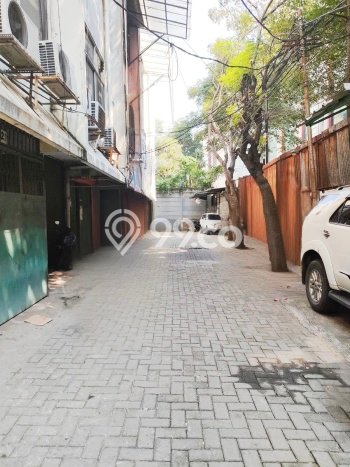 Ruko Dijual di Prime Area Jakarta Barat Luas 290m2 Ruko Dijual di Prime Area Jakarta Barat Luas 290m2