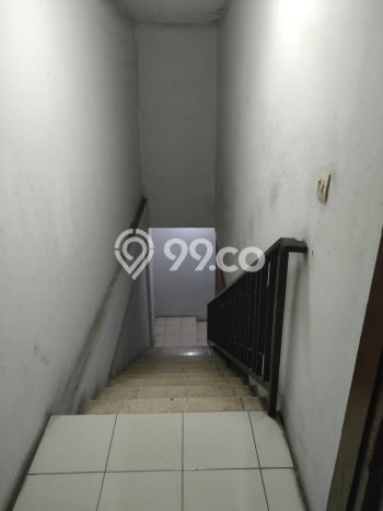 Ruko Dijual di Prime Area Jakarta Barat Luas 290m2 Ruko Dijual di Prime Area Jakarta Barat Luas 290m2