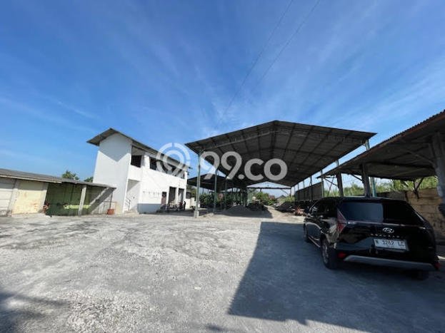 FOR SALE! Pabrik di Dlanggu Mojokerto, LT 5411m2, LB 660m2 FOR SALE! Pabrik di Dlanggu Mojokerto, LT 5411m2, LB 660m2