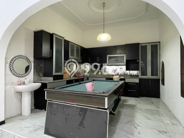 Ready to Use! Luxury House LT 517m2 Desain Modern di kertajaya Ready to Use! Luxury House LT 517m2 Desain Modern di kertajaya
