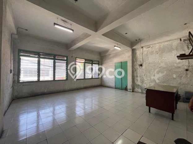 Ruko Dijual di Prime Area Surabaya Luas 337m2 Ruko Dijual di Prime Area Surabaya Luas 337m2