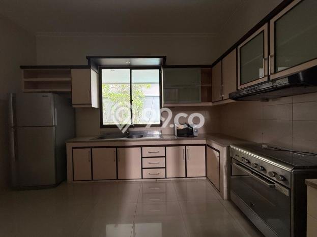 Jarang Ada! Rumah Kontrakan 6 Kamar Nyaman Siap Huni Sukomanunggal Jarang Ada! Rumah Kontrakan 6 Kamar Nyaman Siap Huni Sukomanunggal