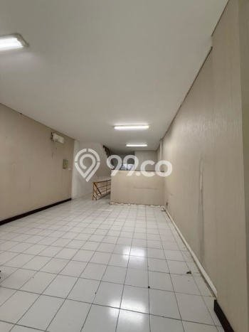 Ruko Bagus Dijual di Sukomanunggal Surabaya Strategis Cocok untuk Kembangkan Bisnis Ruko Bagus Dijual di Sukomanunggal Surabaya Strategis Cocok untuk Kembangkan Bisnis