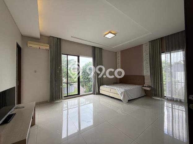 Rumah Luxury Modern Tanpa Renovasi di Sukomanunggal Surabaya Rumah Luxury Modern Tanpa Renovasi di Sukomanunggal Surabaya