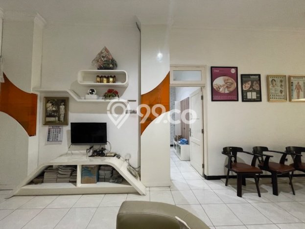 Komersial Dijual di Surabaya LT 222m2 & LB 300m2 Lokasi Terbaik! Komersial Dijual di Surabaya LT 222m2 & LB 300m2 Lokasi Terbaik!