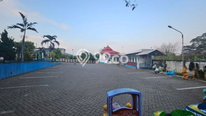 Lokasi Strategis! Dijual Komersial Bisnis di Purwosari, Pasuruan Kondisi Baik Lokasi Strategis! Dijual Komersial Bisnis di Purwosari, Pasuruan Kondisi Baik