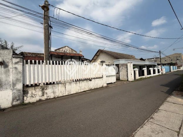Dijual! Gudang di Jenggolo Sidoarjo LT 1350m2 / LB 800m2 Kawasan Strategis Dijual! Gudang di Jenggolo Sidoarjo LT 1350m2 / LB 800m2 Kawasan Strategis