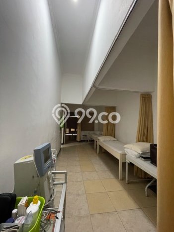 Komersial Dijual di Surabaya LT 222m2 & LB 300m2 Lokasi Terbaik! Komersial Dijual di Surabaya LT 222m2 & LB 300m2 Lokasi Terbaik!