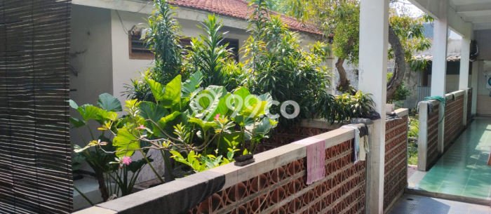 For Sale Rumah Mewah Exclusive di Sukolilo, Surabaya For Sale Rumah Mewah Exclusive di Sukolilo, Surabaya