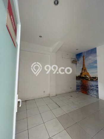 Disewakan Ruko di Pusat Kota Surabaya Ramai Strategis Disewakan Ruko di Pusat Kota Surabaya Ramai Strategis