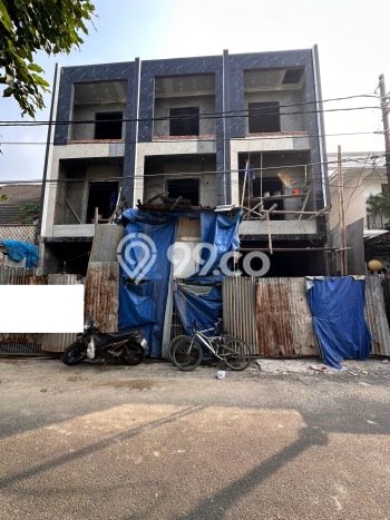 Dijual Hunian Rumah Terawat 4 Kamar di Duri Kepa, Jakarta Barat Dijual Hunian Rumah Terawat 4 Kamar di Duri Kepa, Jakarta Barat