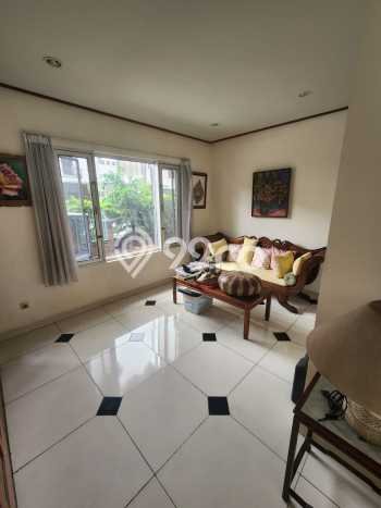 Jual Cepat Hunian Elegan Klasik di Jakarta Barat Jual Cepat Hunian Elegan Klasik di Jakarta Barat