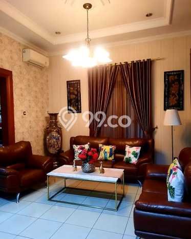 Ready to Use! Luxury House LT 200m2 Desain Elegan di Permata Buana Ready to Use! Luxury House LT 200m2 Desain Elegan di Permata Buana