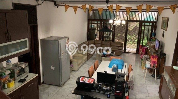 Rumah Premium di Jakarta Barat Lokasi Strategis Kondisi Baik Rumah Premium di Jakarta Barat Lokasi Strategis Kondisi Baik