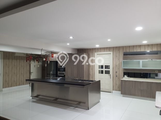 Vila Potensial Kawasan Medan Polonia, Area 312m2m², Dekat ke beragam fasilitas Vila Potensial Kawasan Medan Polonia, Area 312m2m², Dekat ke beragam fasilitas