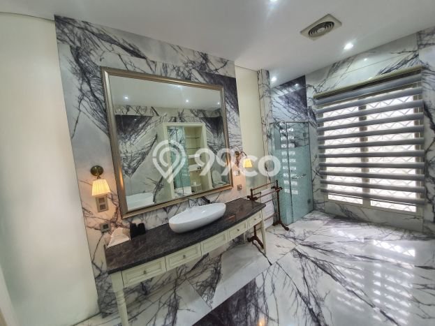 Vila Potensial Kawasan Medan Polonia, Area 312m2m², Dekat ke beragam fasilitas Vila Potensial Kawasan Medan Polonia, Area 312m2m², Dekat ke beragam fasilitas