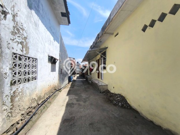 Dijual Kost di Kawasan Katapang, Bandung, Spesifikasi 10 KT, 4 KM, 165m2 Dijual Kost di Kawasan Katapang, Bandung, Spesifikasi 10 KT, 4 KM, 165m2