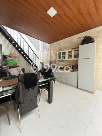 Rumah Luas Asri 4 KT Siap Pakai di Legenda Wisata Jakarta Timur Rumah Luas Asri 4 KT Siap Pakai di Legenda Wisata Jakarta Timur