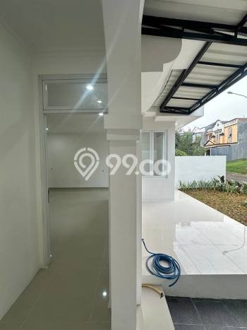 For Sale Hunian Rumah Nyaman 4 Kamar di Legenda Wisata, Bogor For Sale Hunian Rumah Nyaman 4 Kamar di Legenda Wisata, Bogor