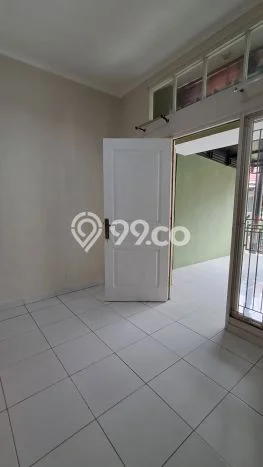 For Sale Hunian Rumah Nyaman 2 KT di Pondok Ranggon, Jakarta Timur For Sale Hunian Rumah Nyaman 2 KT di Pondok Ranggon, Jakarta Timur