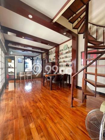 Jual Rumah Mewah Megah Dengan View Cantik di Legenda Wisata, Bogor Jual Rumah Mewah Megah Dengan View Cantik di Legenda Wisata, Bogor