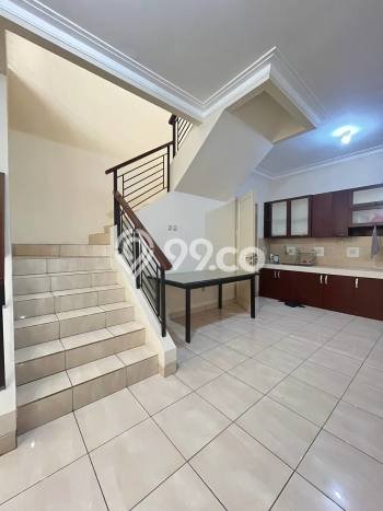 Ready to Use! Premium House LT 264m2 Desain Modern di Kota Wisata Ready to Use! Premium House LT 264m2 Desain Modern di Kota Wisata