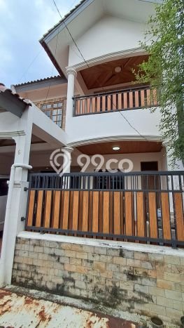 For Sale! Luxury House LT 150m2 Desain Modern di Cibubur For Sale! Luxury House LT 150m2 Desain Modern di Cibubur