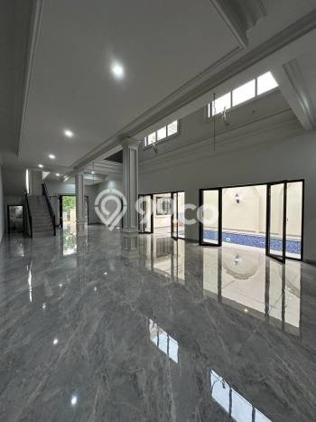For Sale! Luxury House LT 300m2 Desain Modern di Kota Wisata For Sale! Luxury House LT 300m2 Desain Modern di Kota Wisata