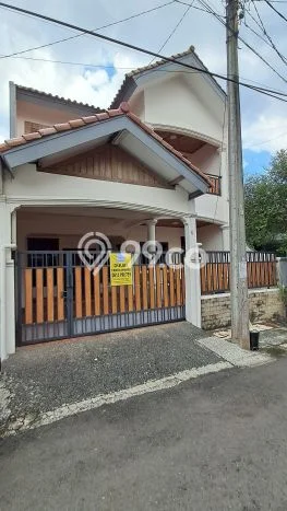 For Sale! Luxury House LT 150m2 Desain Modern di Cibubur For Sale! Luxury House LT 150m2 Desain Modern di Cibubur