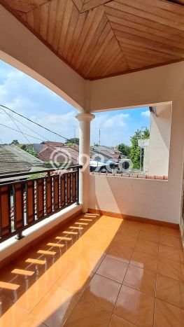 For Sale! Luxury House LT 150m2 Desain Modern di Cibubur For Sale! Luxury House LT 150m2 Desain Modern di Cibubur